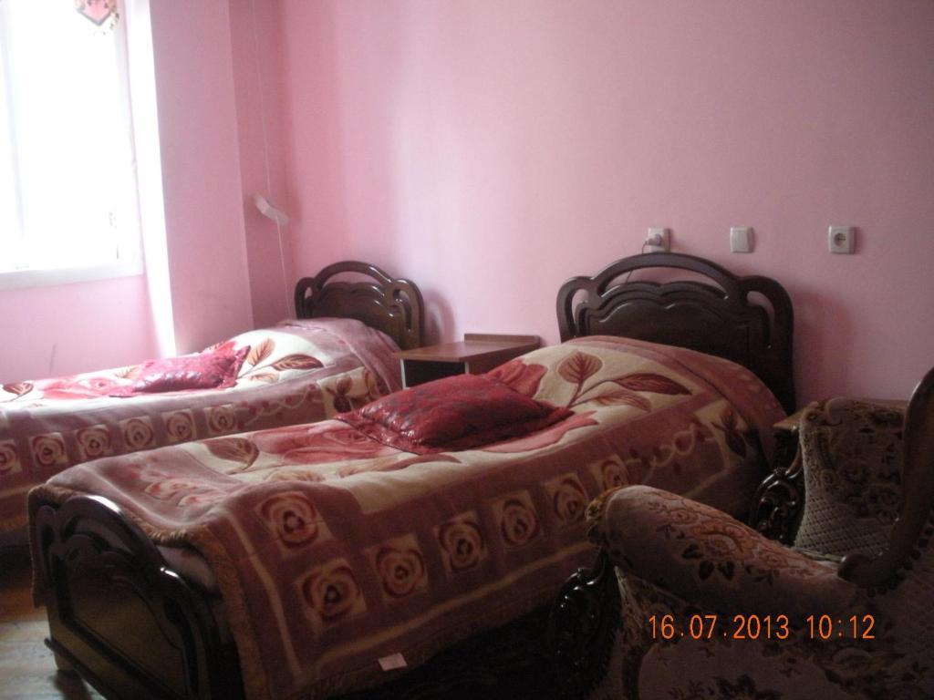 Edemi Hotel Kutaisi Phòng bức ảnh